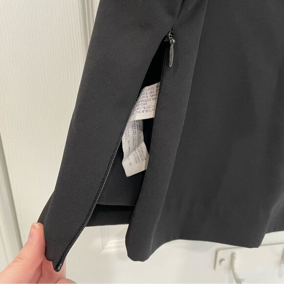 Zara Trafaluc Black Crop Crew Neck Sleeveless Top Side Zip Women’s Size S - Picture 5 of 7